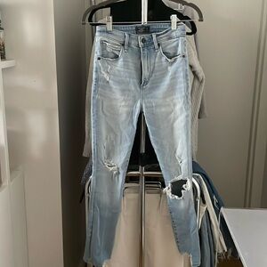 Abercrombie & Fitch Simone High Rise Ankle Jeans